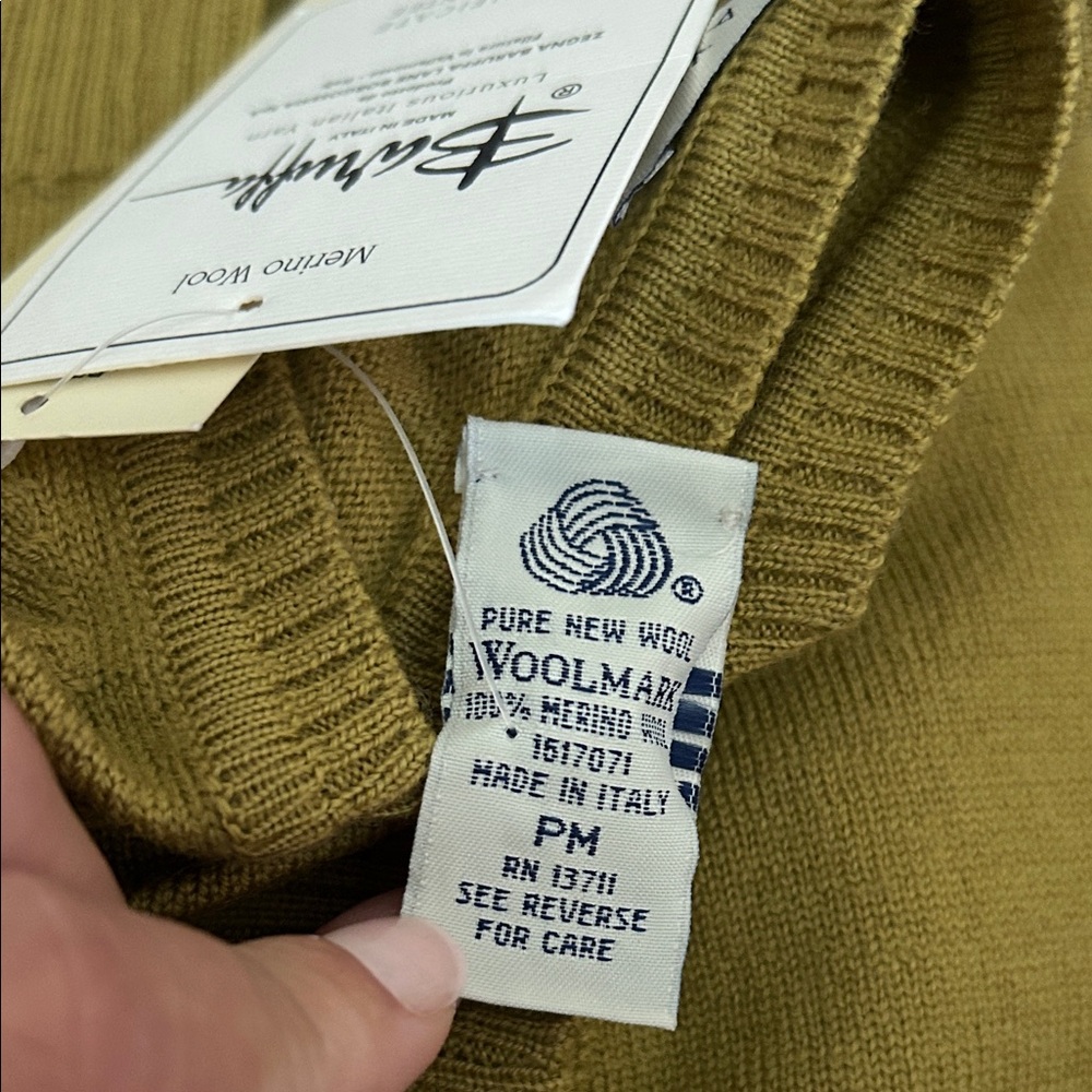 Lord & Taylor Olive Green Merino Wool Sweater - Picture 4 of 4
